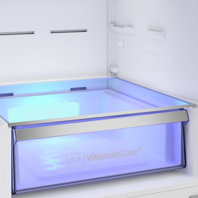 Blomberg KND24692V 60Cm Frost Free Fridge Freezer